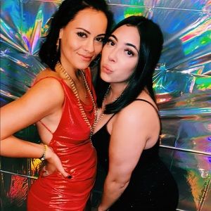 Meet your Posher, Jasmine